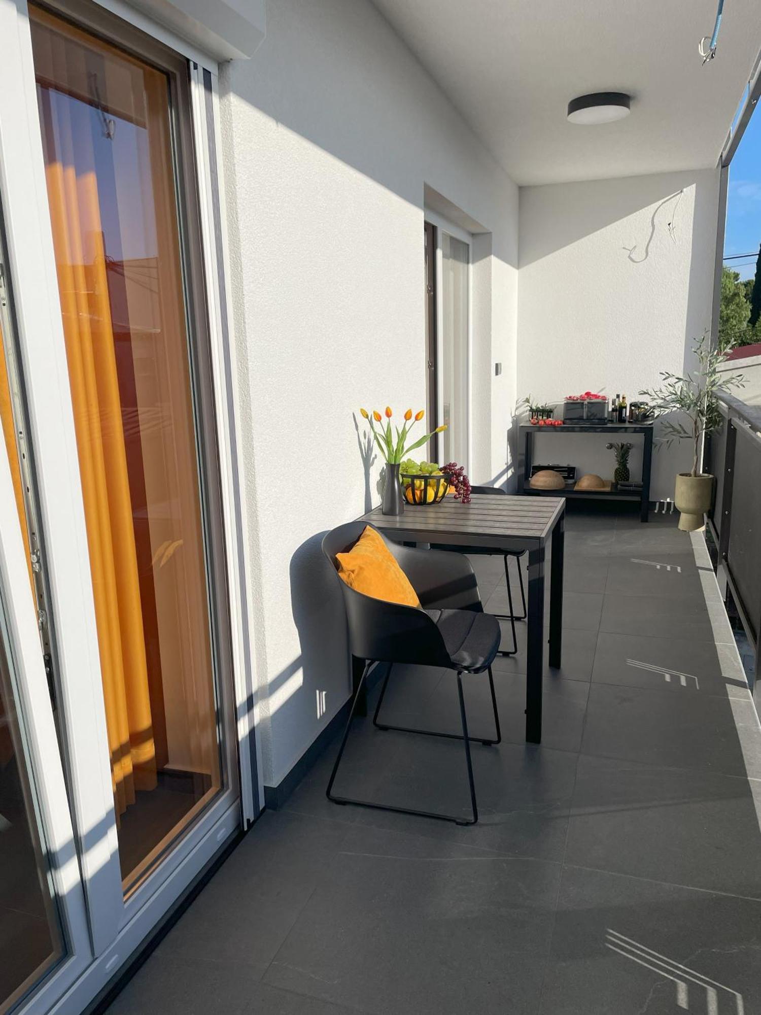 Valkane Beach Apartments Pula Exterior photo