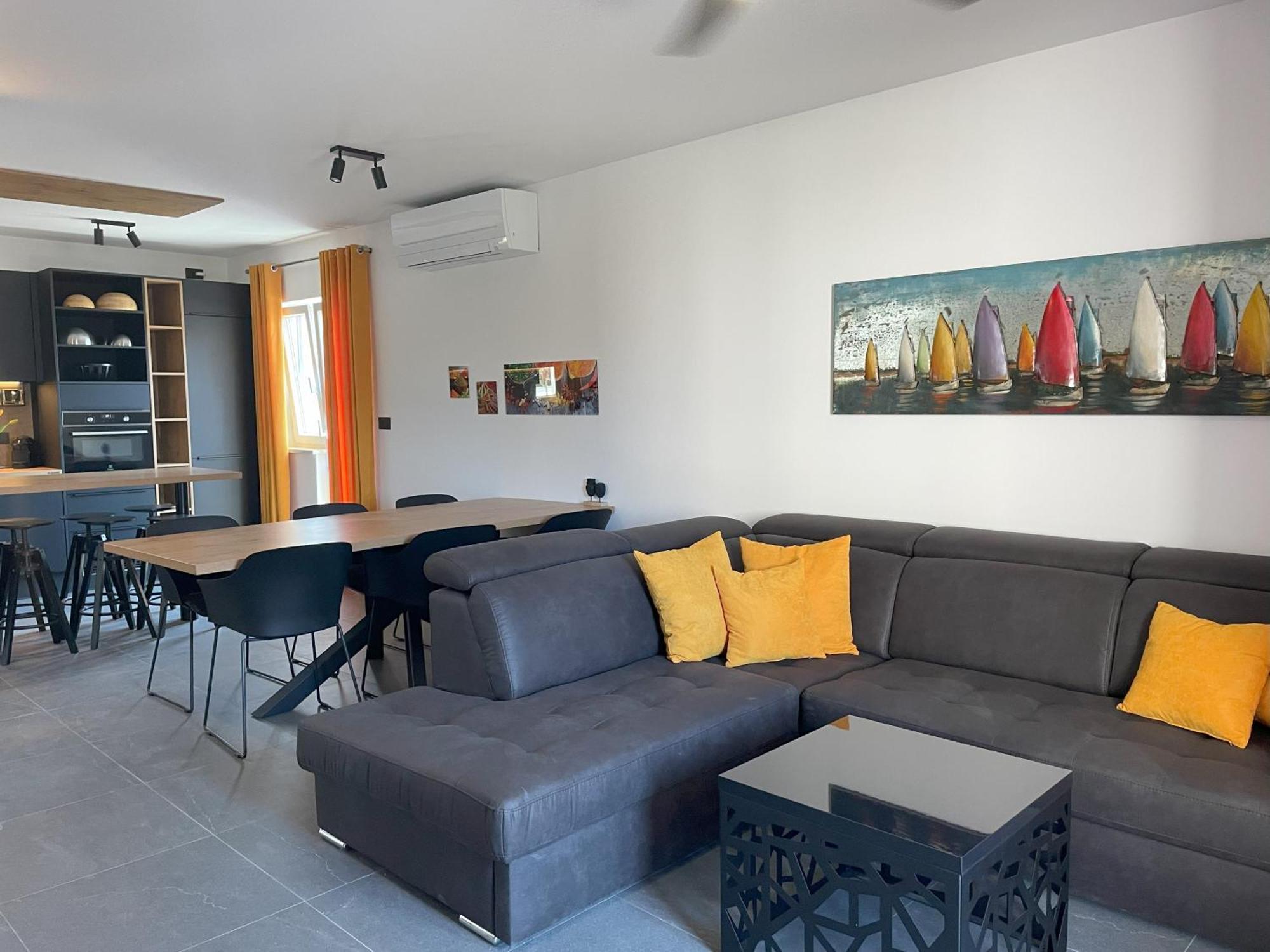 Valkane Beach Apartments Pula Exterior photo